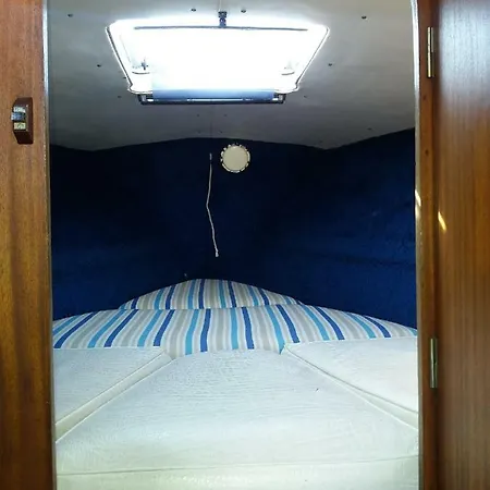 Botel New Wave 