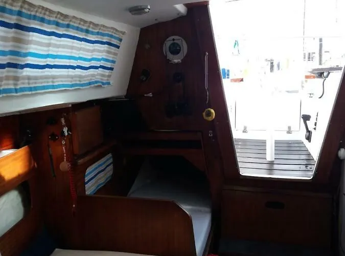 Hotel na wodzie New Wave 